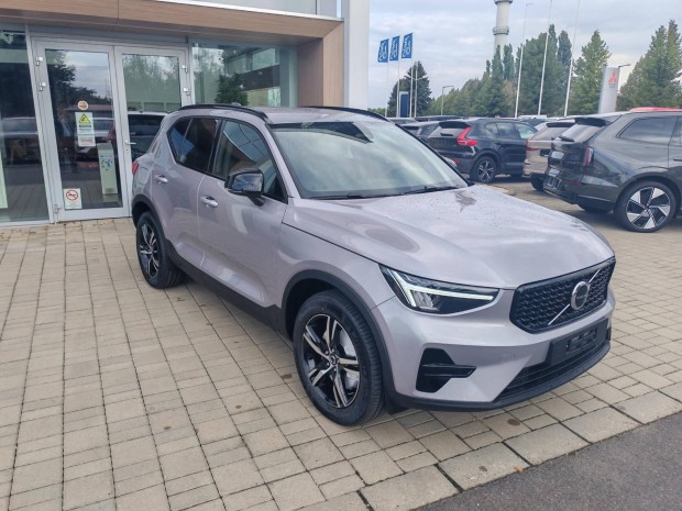 Volvo XC40 2.0 [B3] Mhev Plus Dark DCT Kiemelt...
